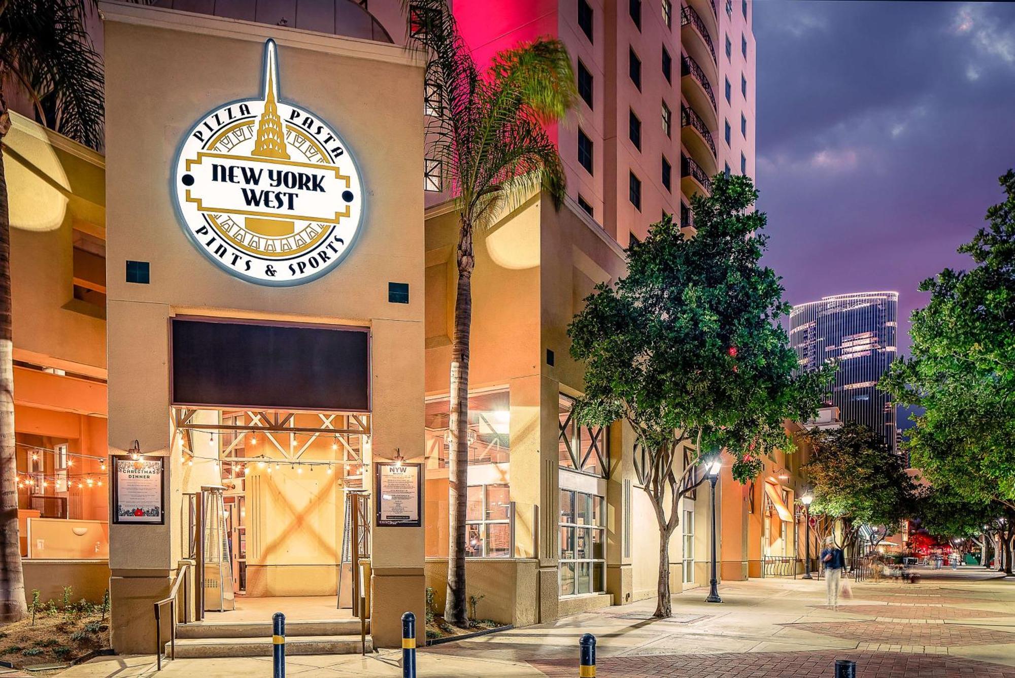 Embassy By Hilton Bay Downtown San Diego