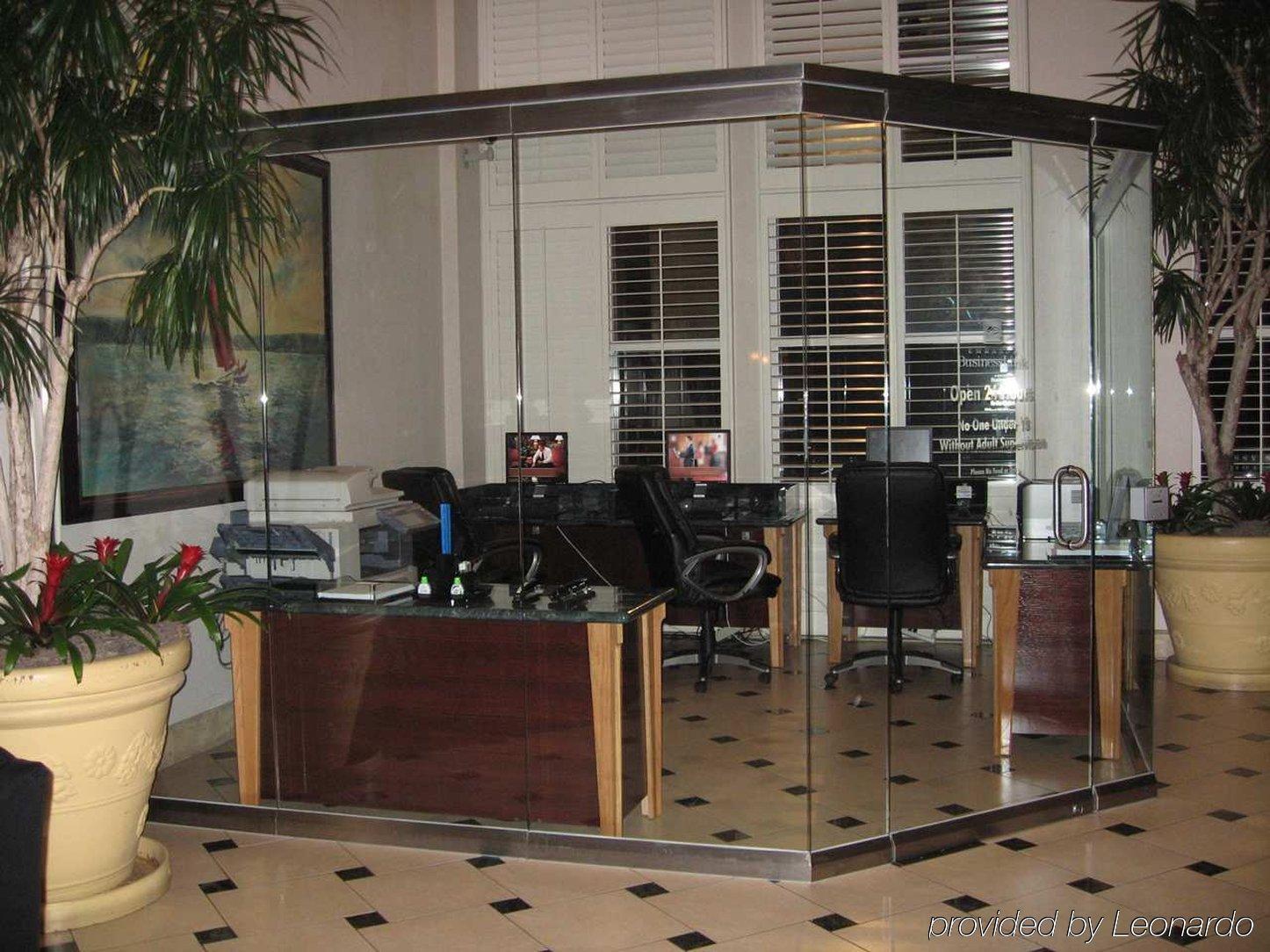 Hotel Embassy By Hilton Bay Downtown San Diego