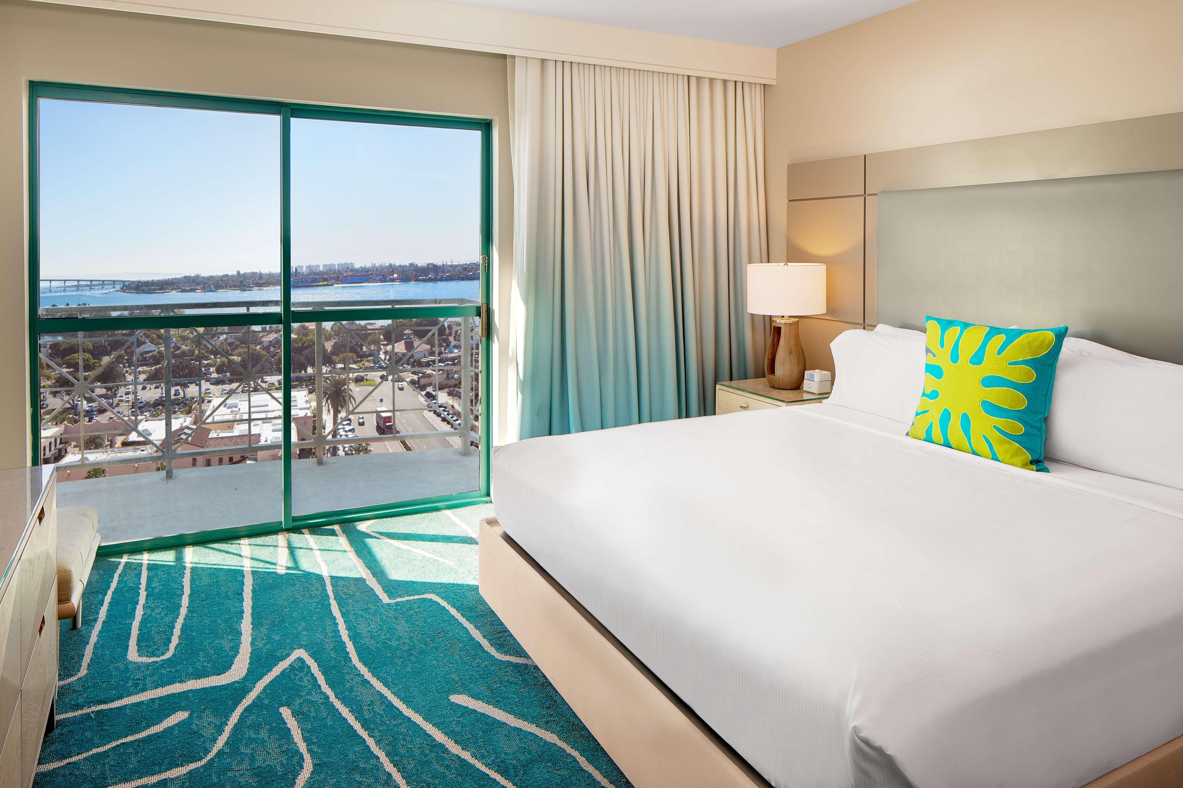 Embassy By Hilton Bay Downtown Hotel San Diego