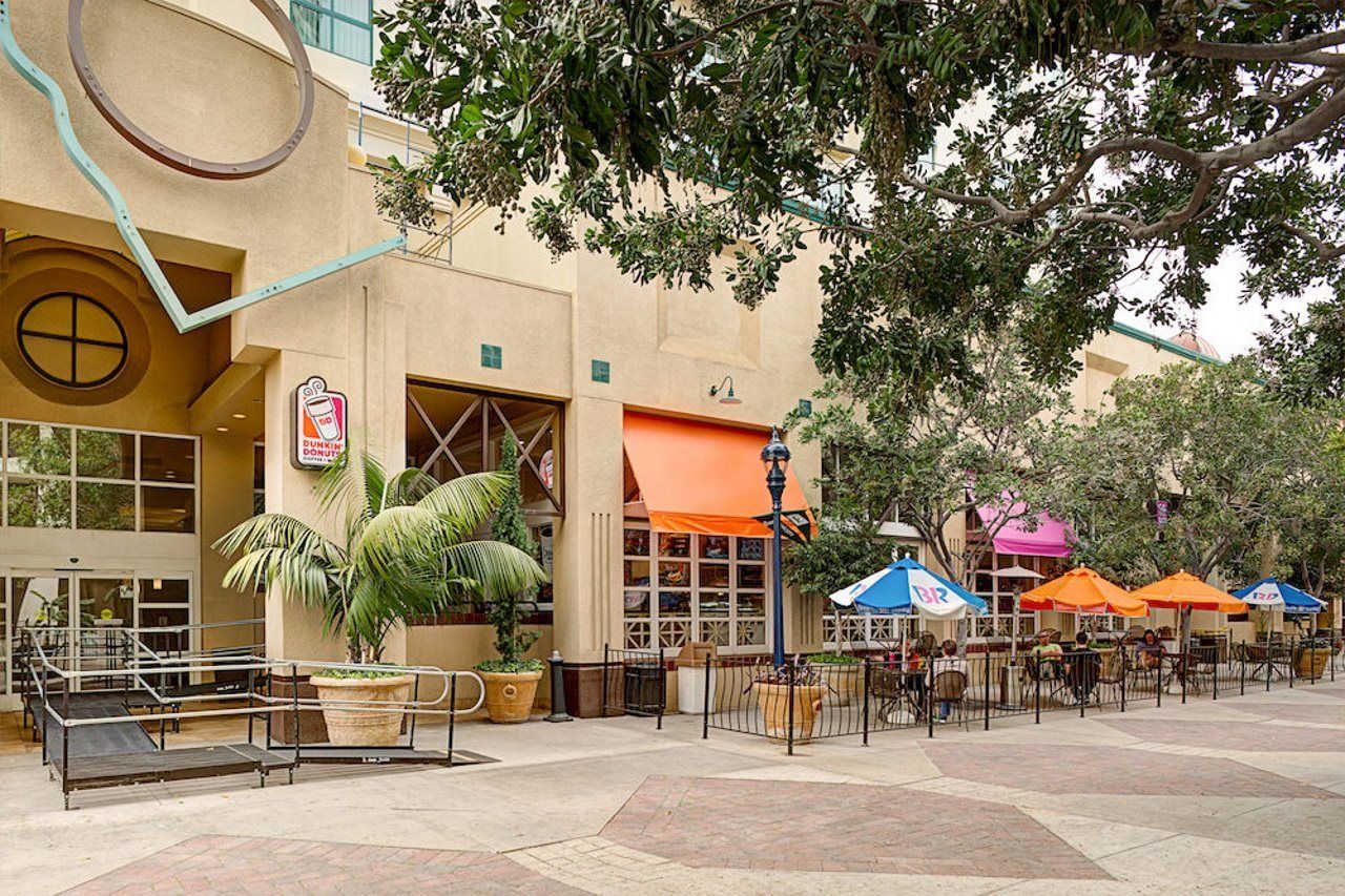 Hotel Embassy By Hilton Bay Downtown 3*